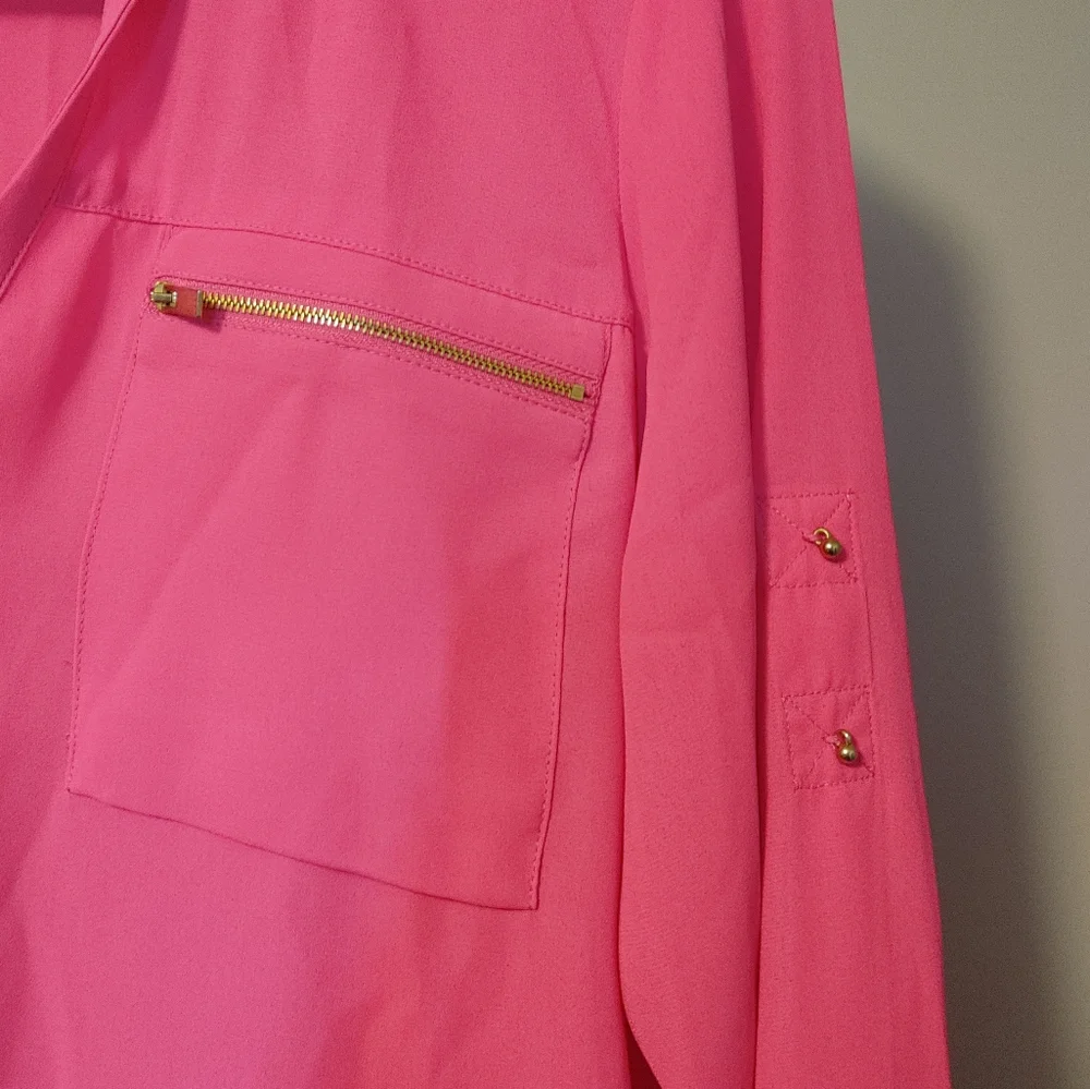 Express- 3/4 button blouse - Picture 5 of 5